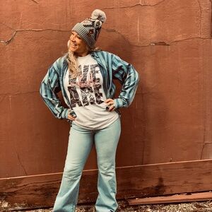 Meet your Posher, Taylor